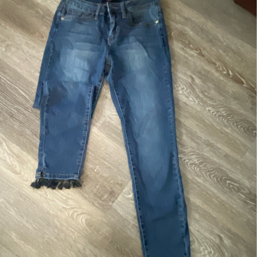 JUDY BLUE Tassel Hem Ankle Crop Women Blue Skinny Jeans Capri